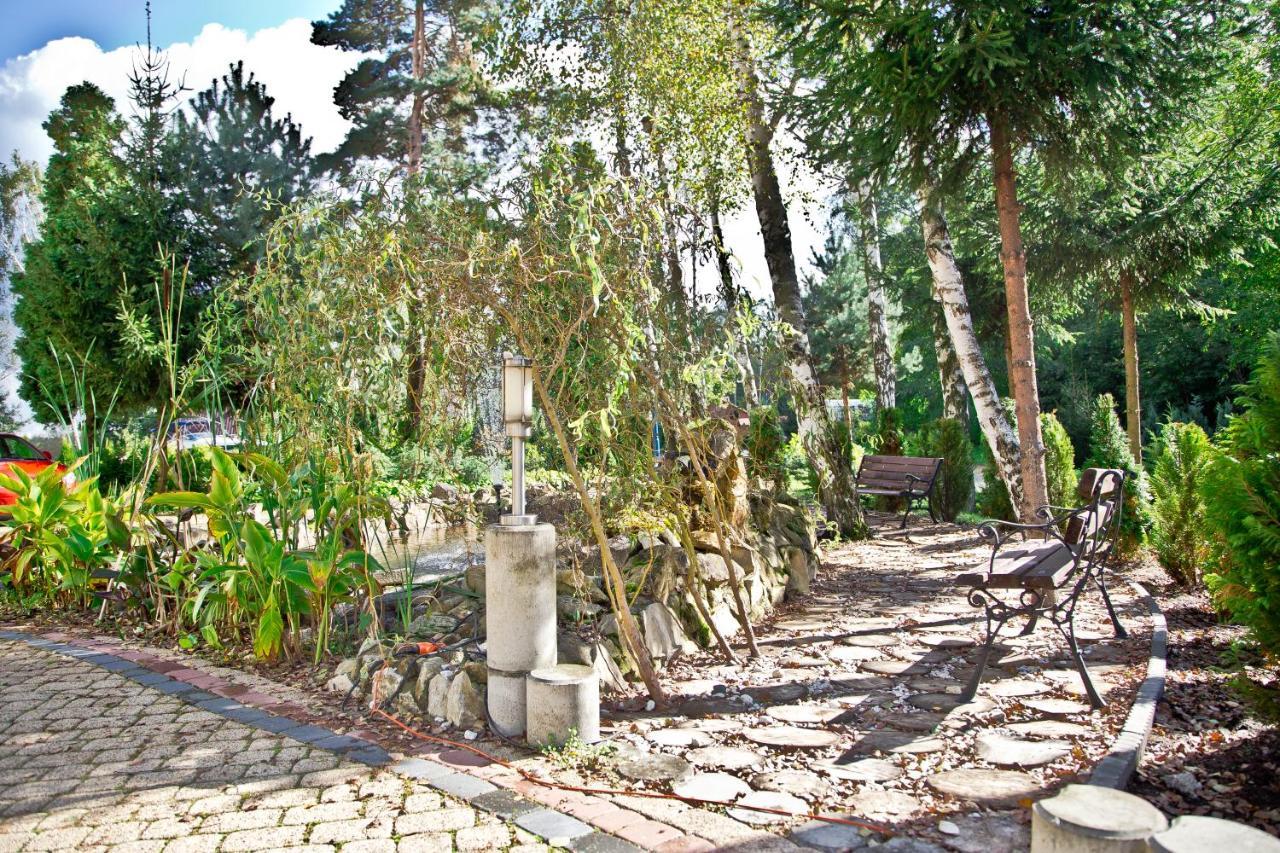 Shuma Hotel Dąbrowa Górnicza Exterior foto