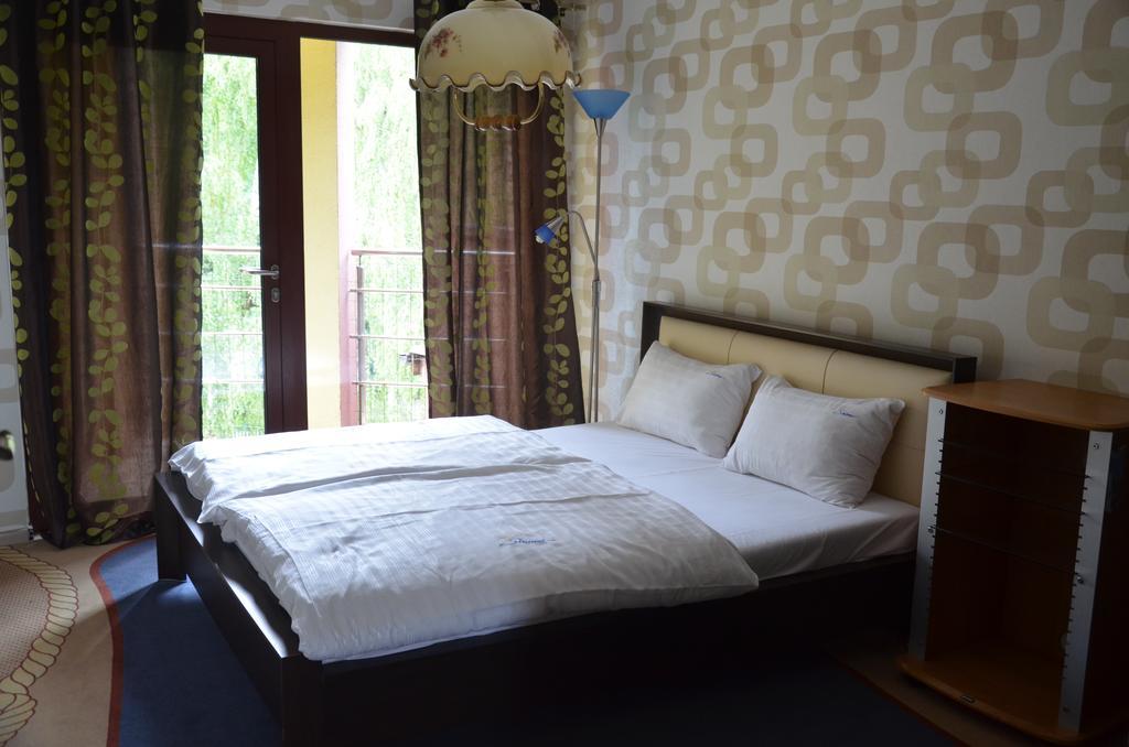 Shuma Hotel Dąbrowa Górnicza Exterior foto