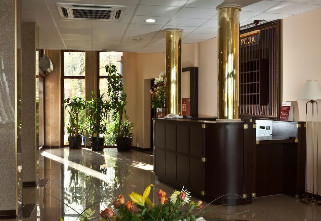 Shuma Hotel Dąbrowa Górnicza Exterior foto